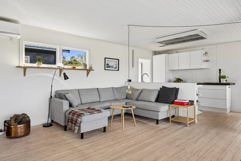 Elutuba - Updated Summer House with Sea View near Vordingborg
