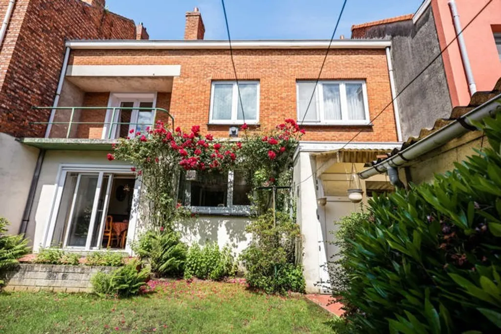 Extérieur - Maison avec Terrasse et Garage à Ekeren, Anvers