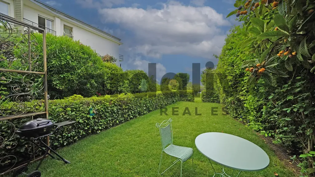 Aed - Lakefront Bilocale with Garden in Sirmione