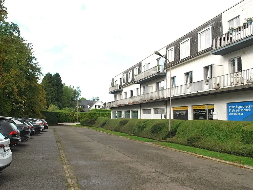 Extérieur - Local Commercial Polyvalent à Waterloo