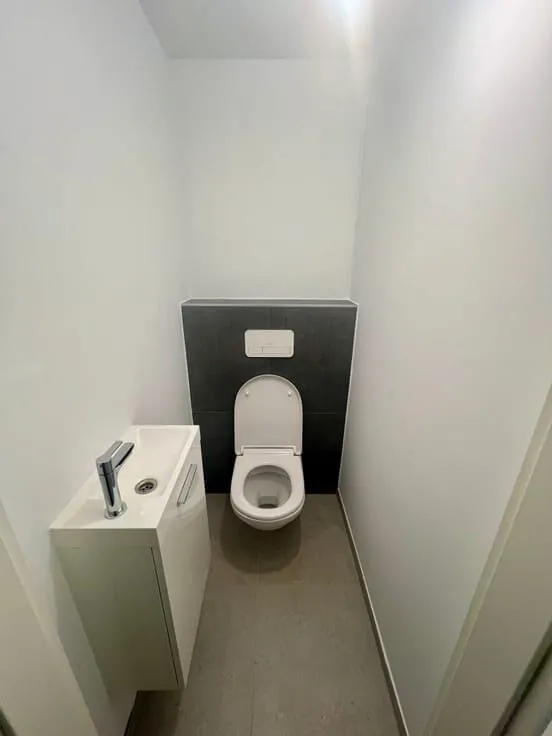 Bathrooms - New Flat with Terrace in Bertrix