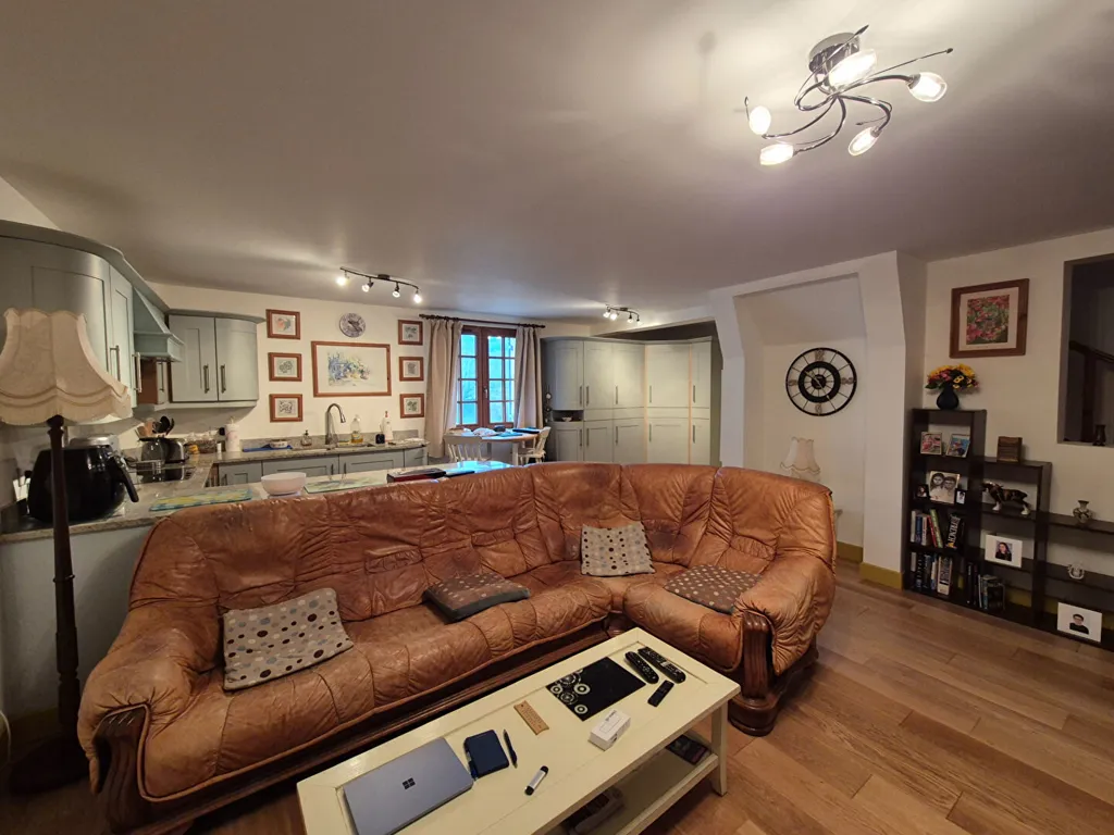Séjour - Maison 2 Chambres avec Garage au Bord de la Dordogne à Beaulieu-sur-Dordogne