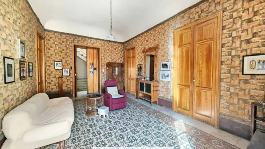 Elutuba - Spacious Apartment with Balcony in Canicattì