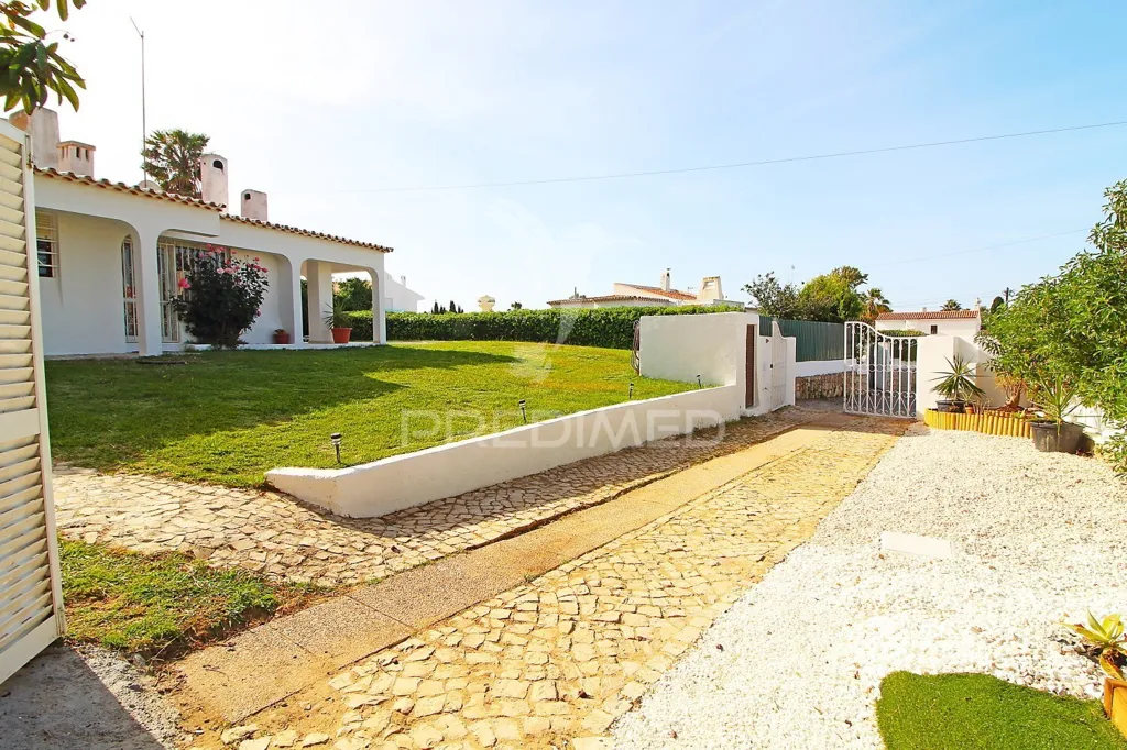 Aed - Detached Villa with Private Pool in Albufeira