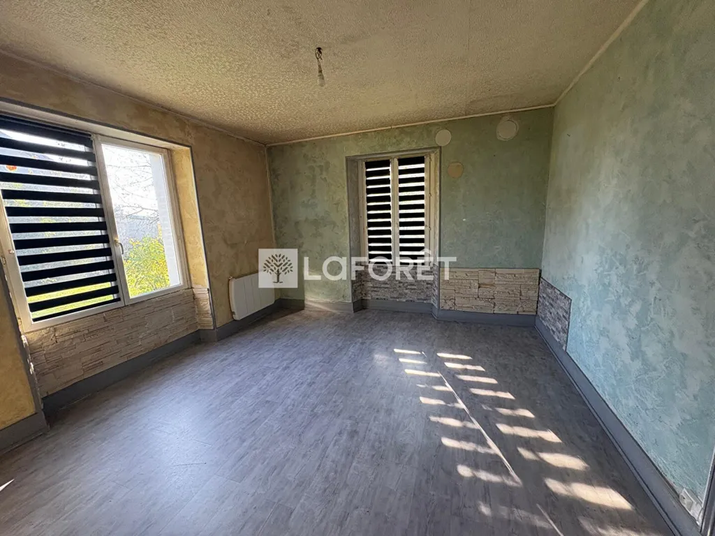 Stanze - 1950s House with Garage in Meroux-Moval