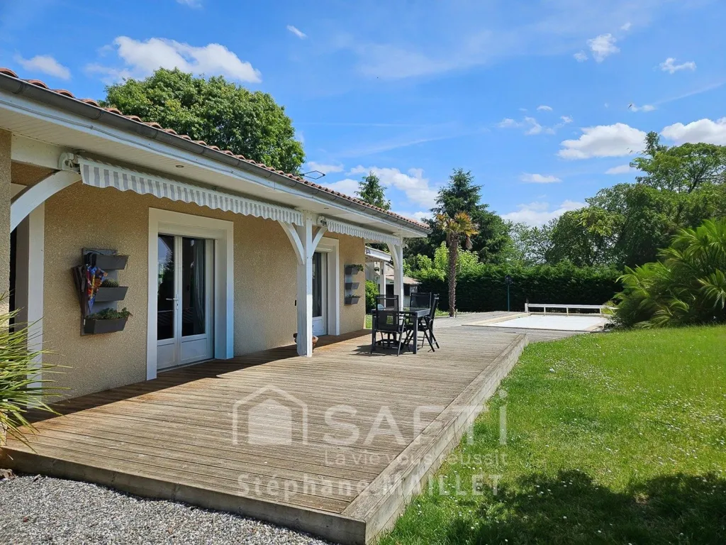 Terrasse - Maison avec piscine et jardin au calme à Labastide-d'Armagnac