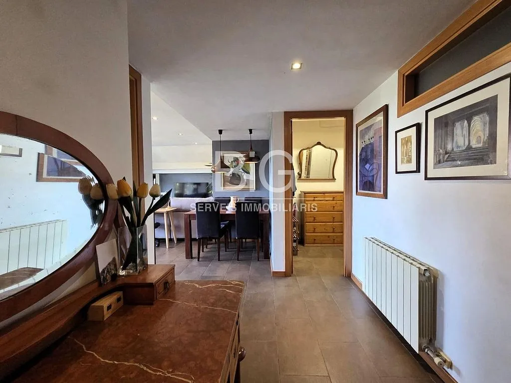 Esik - Chalet with Pool and Terrace in Mataró