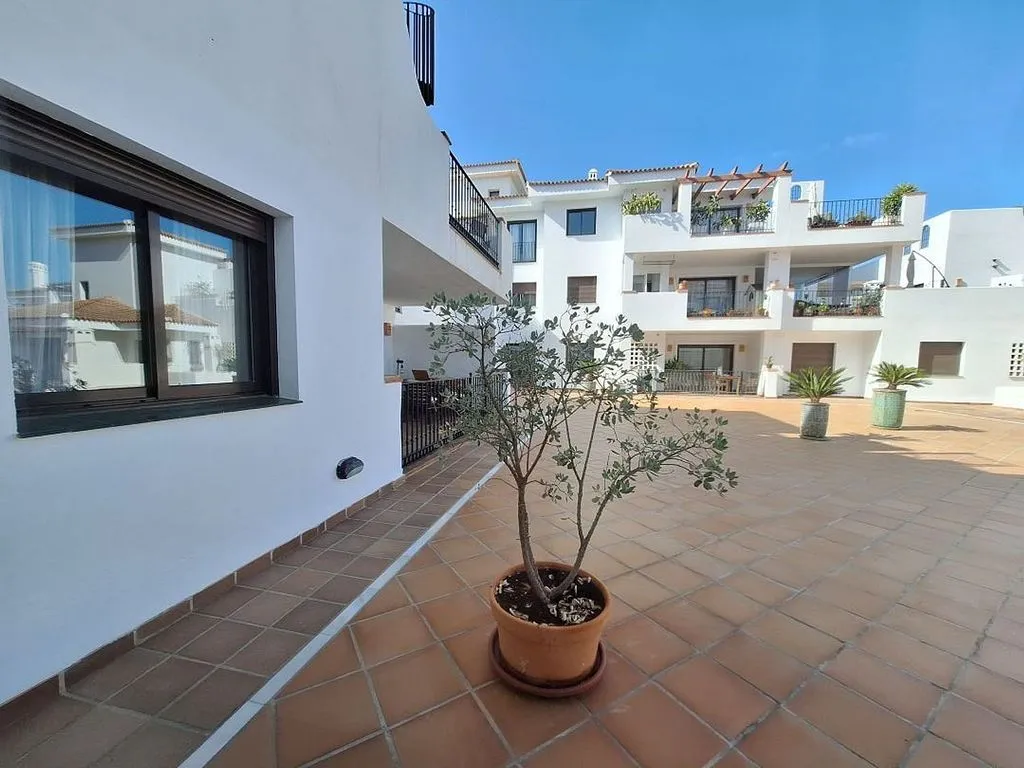 Jardin - Apartment with Pool and Terrace in Alcaidesa