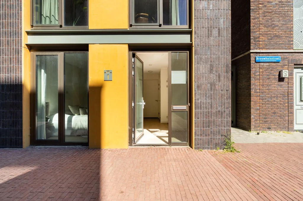 2-toaline korter asukohas Rotterdam
