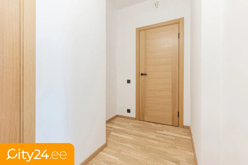 Entrée - Renovated 2-Bedroom Apartment in Riga Centre