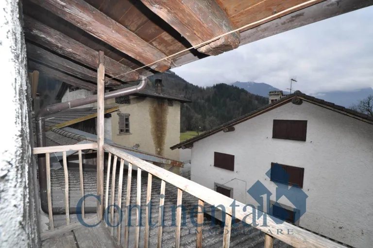 Apartment with Balcony in Piazzolo