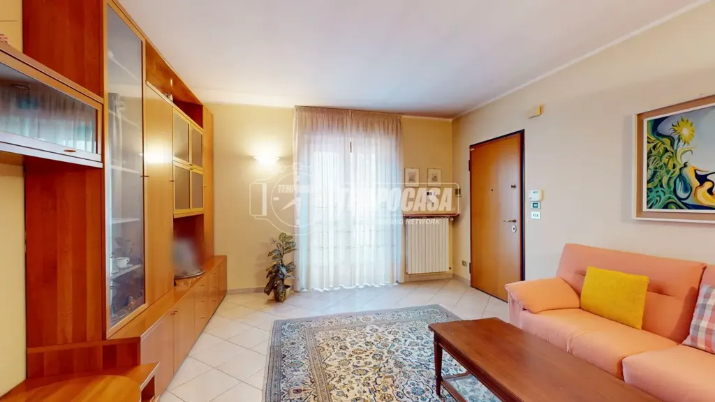 Elutuba - Spacious Apartment with Balcony in La Loggia