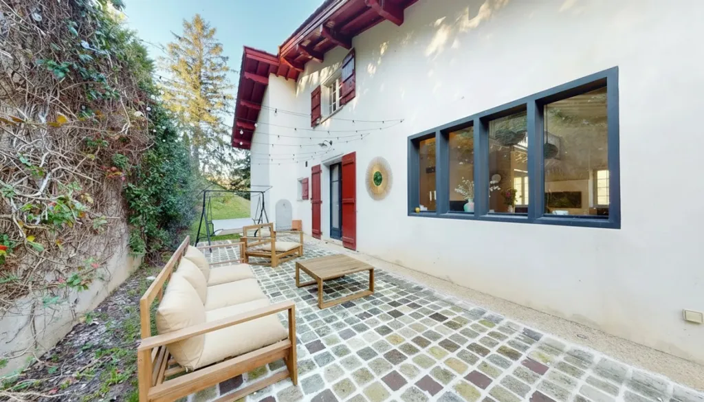 Terrass - Charming House with Mountain View in Bidarray