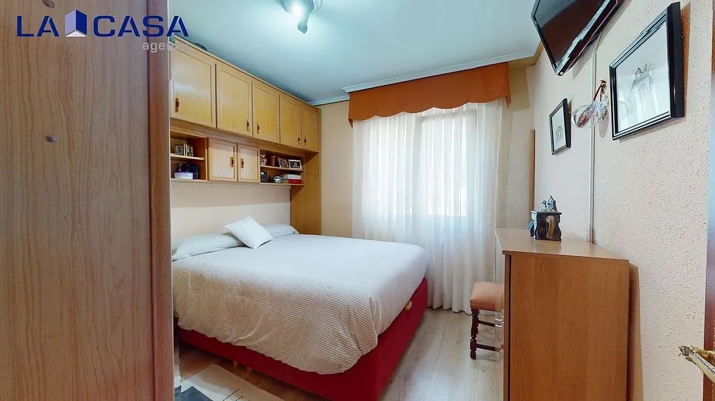 Magamistoad - Apartment with Balcony in Arangoiti