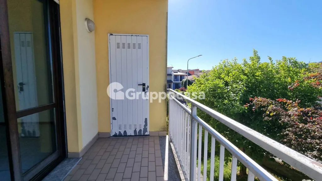 Balcon - Bright Apartment with Balcony in Trecate