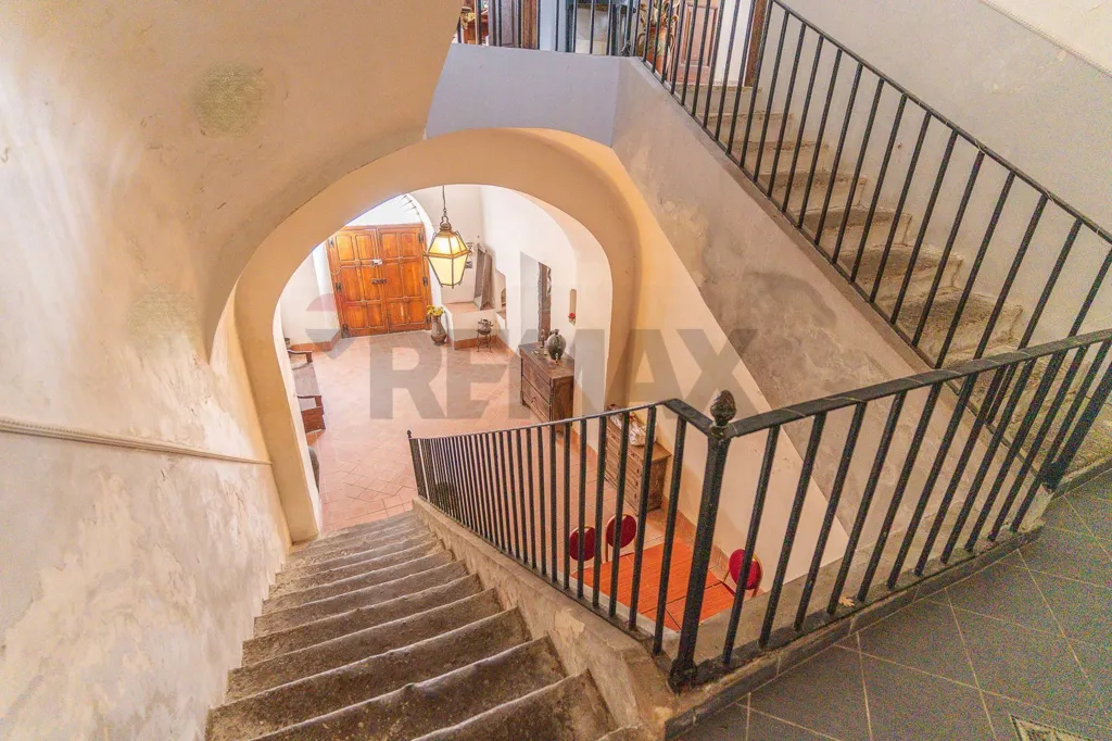 Toad - Historic Villa with Garden in San Castrese
