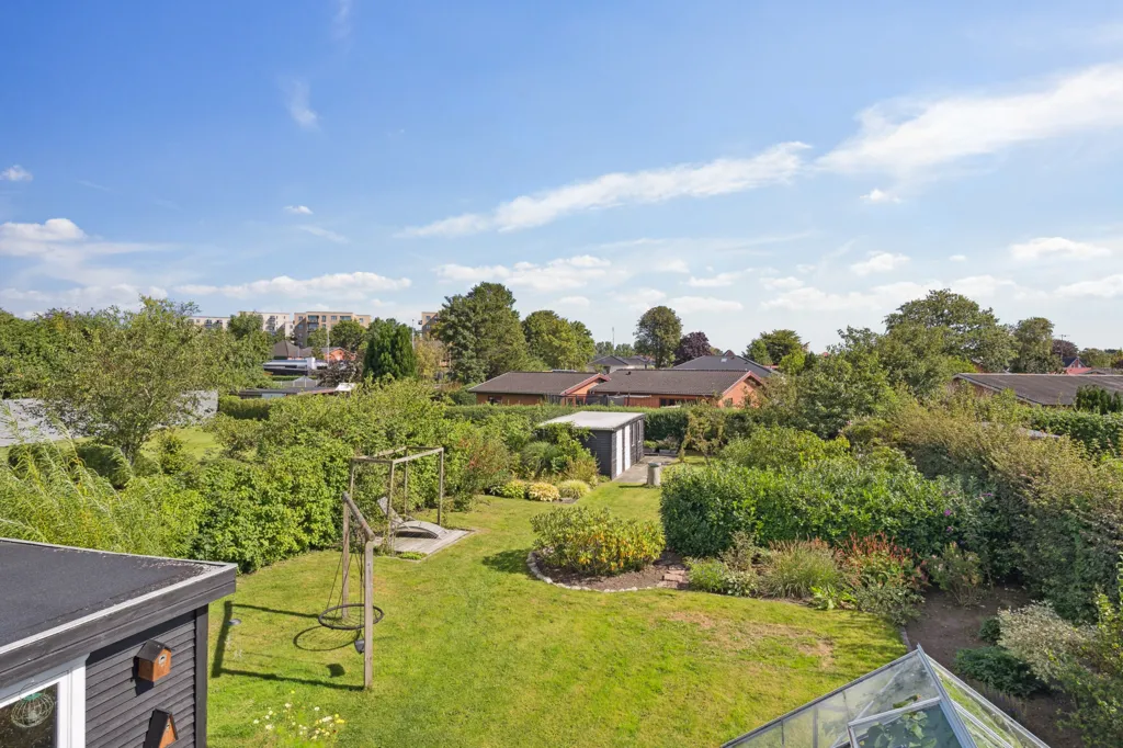 Jardin - Etage Villa with Garden in Herning
