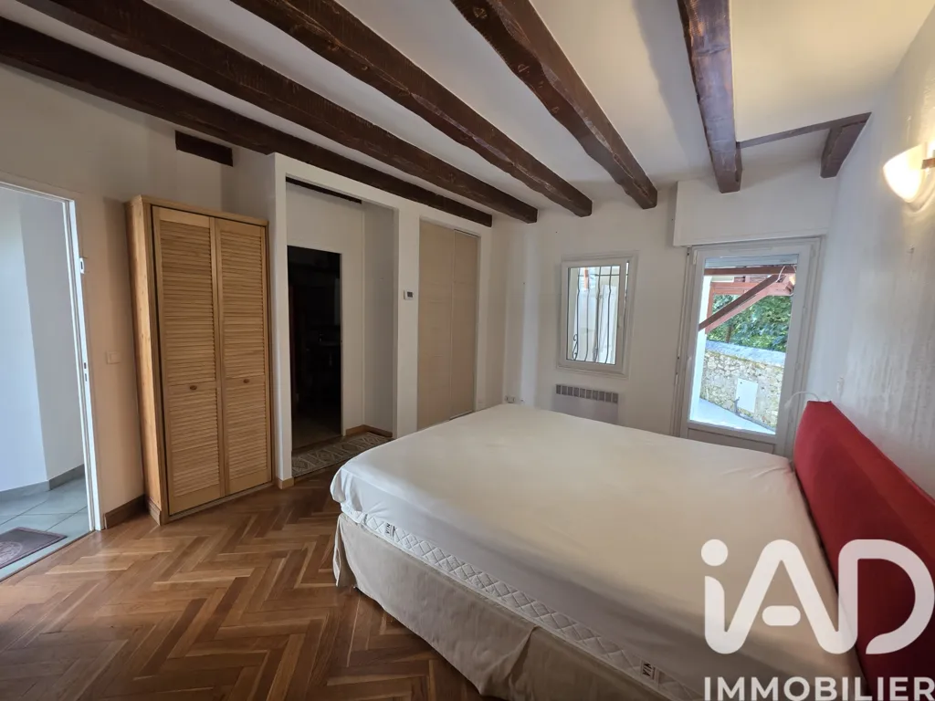 Chambres - Maison de Village avec Jardin à Senlisse