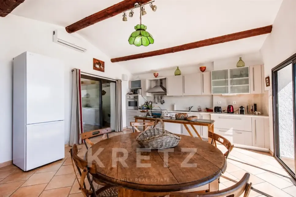 Cuisine - Villa Pieds dans l'eau avec Crique Privée à Erbalunga