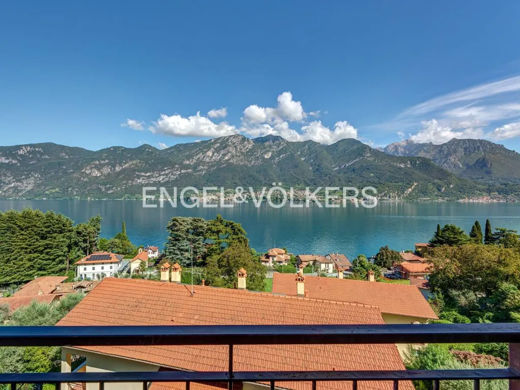 Terrass - Lake View Flat with Attic in Oliveto Lario