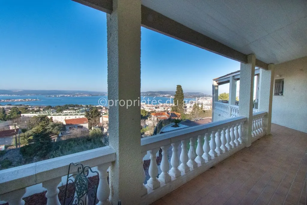 Terrazza - Luxury Villa with Pool on Mont Saint Clair, Sète