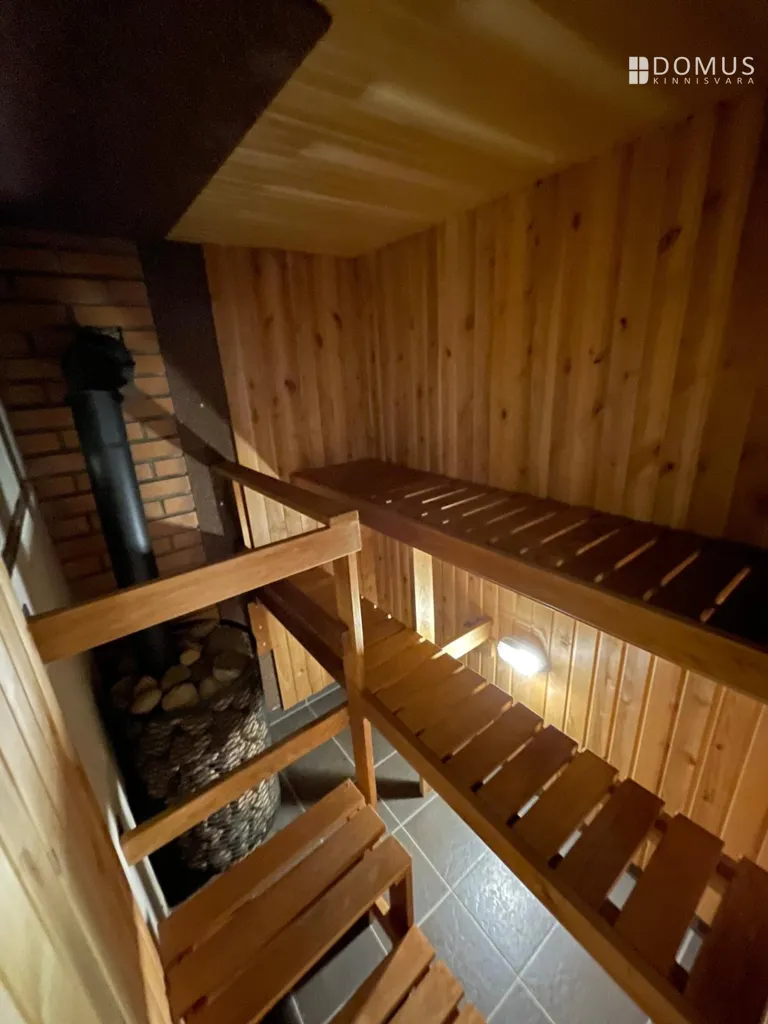 Pièces - Spacious Stone House with Garden in Põltsamaa