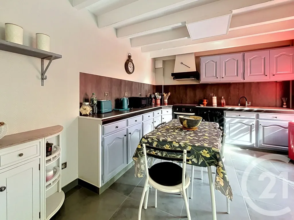Cuisine - Maison Charmante avec Jardin à Riom