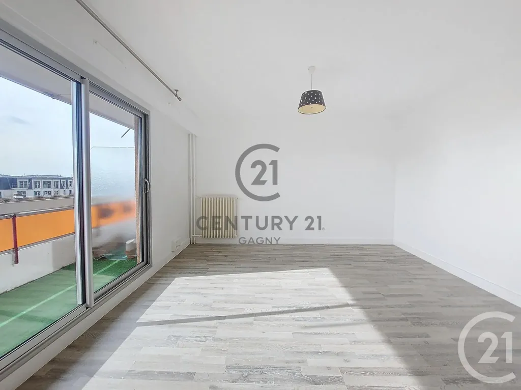 Magamistoad - Studio with Balcony in Gagny