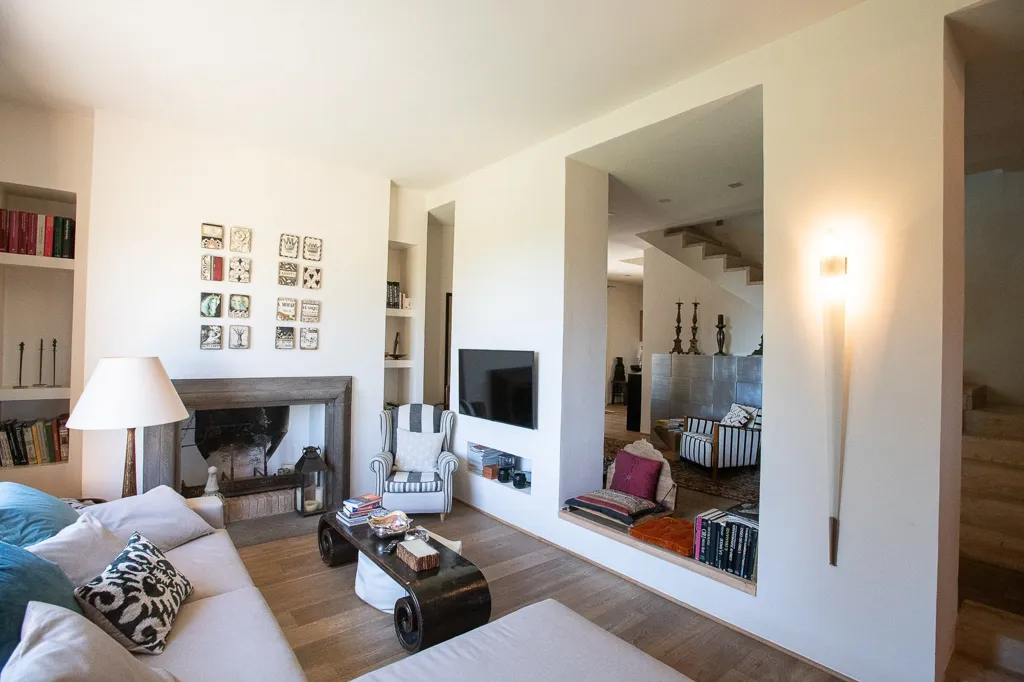 Elutuba - Restored Villa with Tuscan Charm in Tuscany