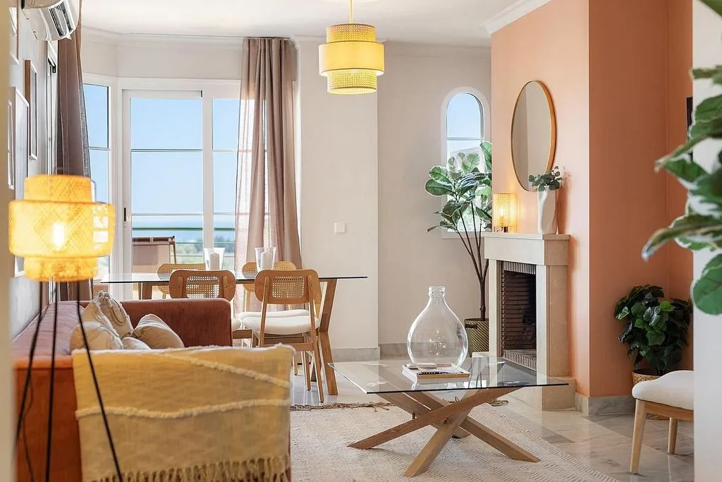 Séjour - Apartment with Pool in Nueva Andalucía Centre