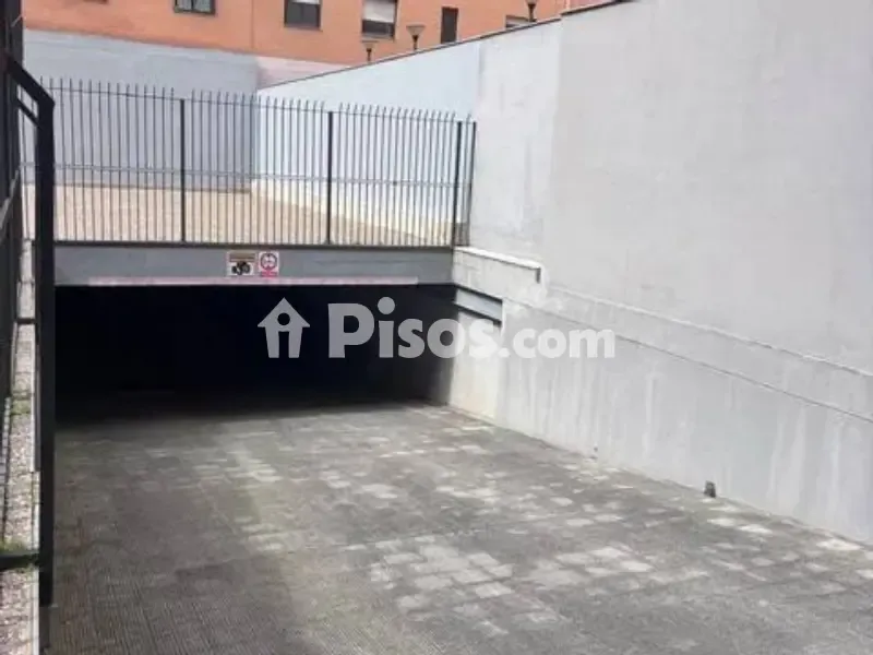 Garaaž - Apartment with Pool in Santa Aurelia