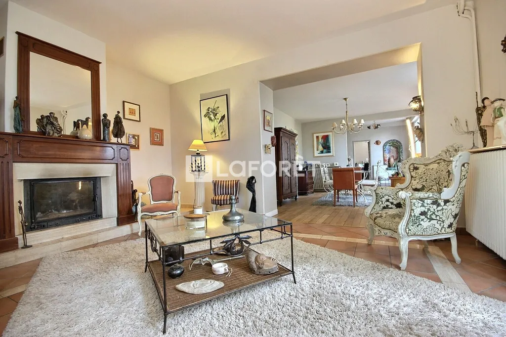 Elutuba - Charming House with Piscine in Saint-Just-Saint-Rambert