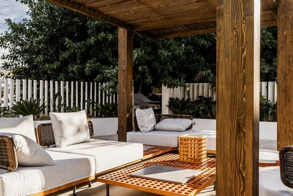 Terrass - Luxury Villa with Mountain View in Marbella