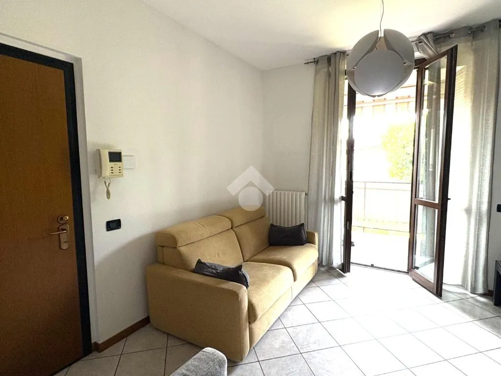 Elutuba - Modern Flat with Terrace in Senago