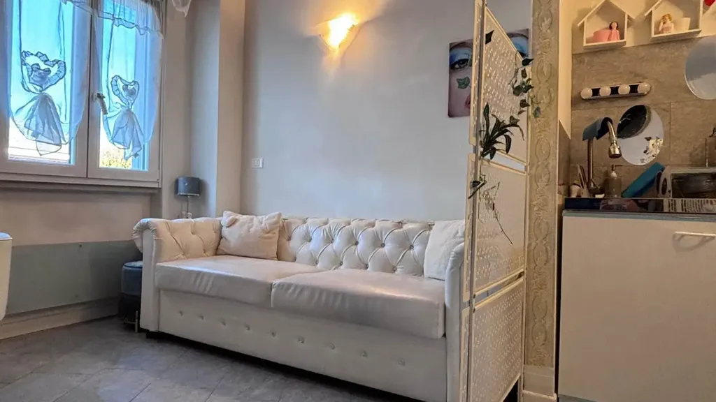 Elutuba - Studio with Pool in Sirmione