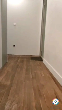 Hallway - Studio for Professionals in Saverdun Centre