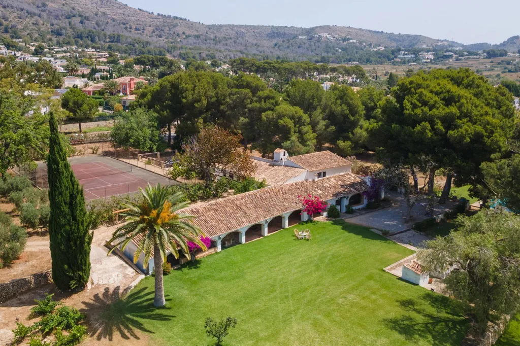 Õhuvaade - 18th-Century Finca with Pool in Jávea