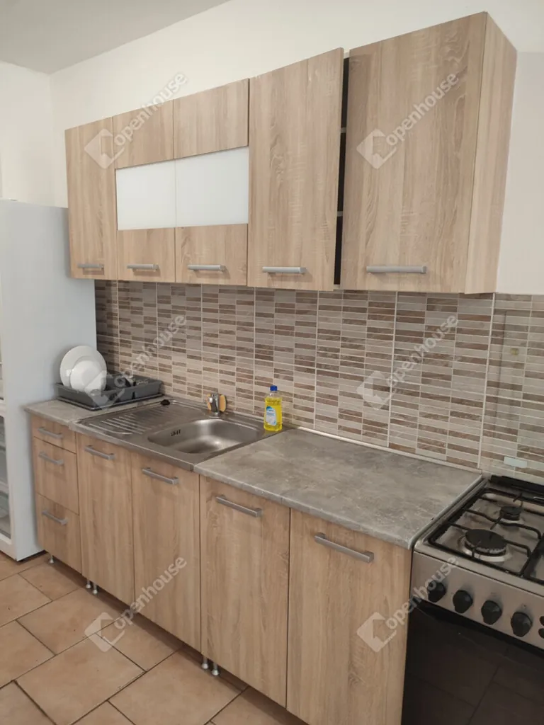 Cucina - Terraced House with Garden View in Tata