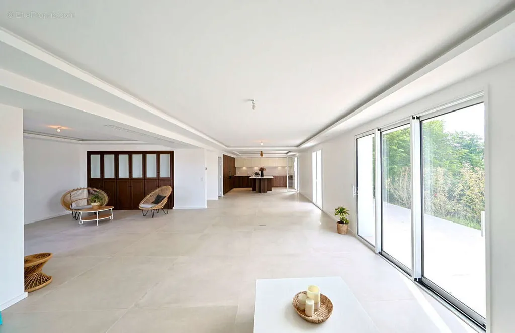 Séjour - Villa Contemporaine avec Vue Océan et Montagnes à la Côte Basque
