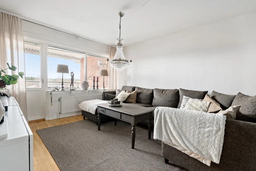 Séjour - Four-Room Apartment with Balcony in Ersmark