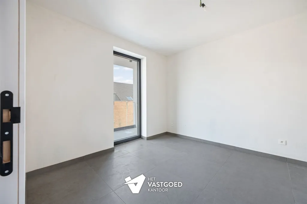 Stanze - Newly Built Apartment with Terrace in Ham