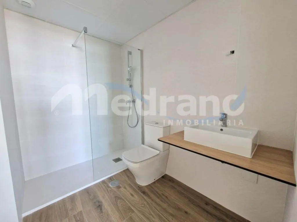 Bathrooms - Luxury Flat with Sea Views in Finestrat