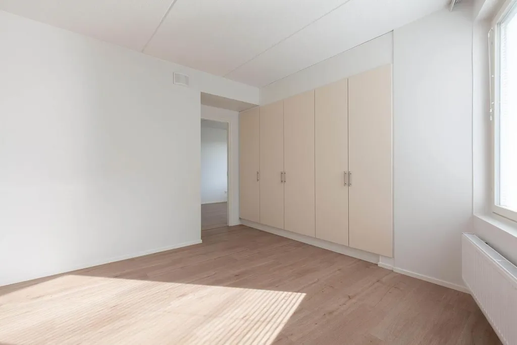 other_room