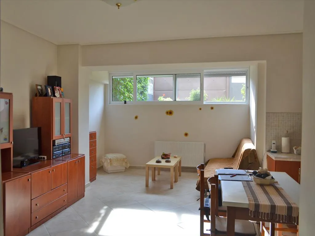 Appartement 6 pièces à Loutraki