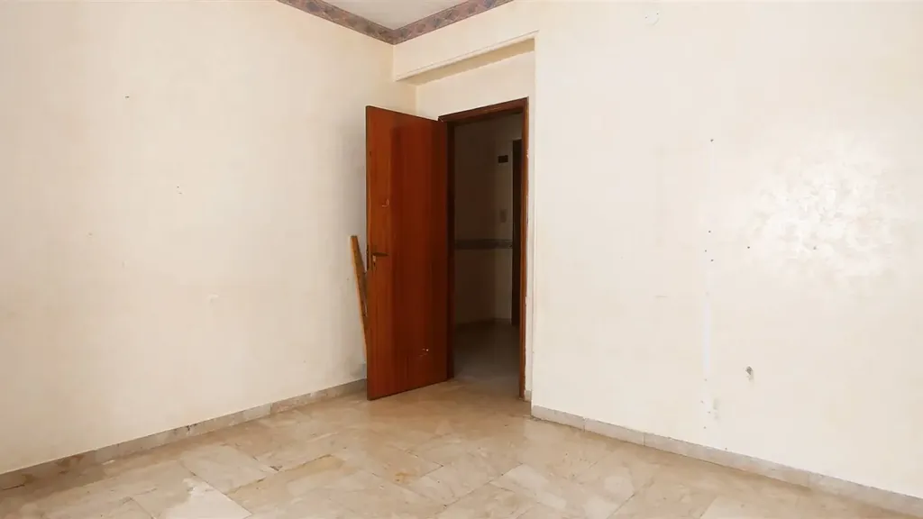 5-room apartment in IT