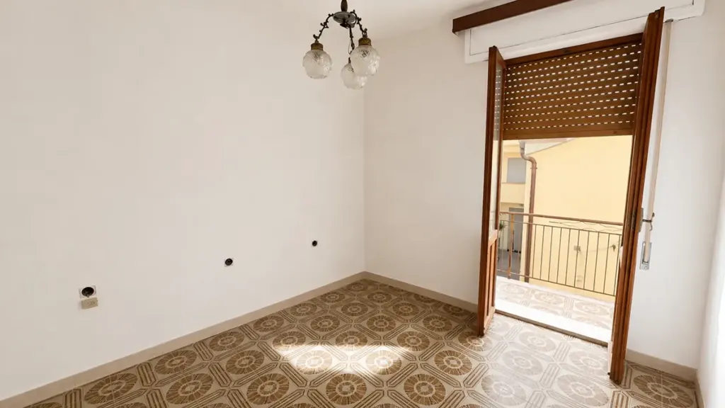 Pièces - Independent House with Panoramic Terrace in Siniscola