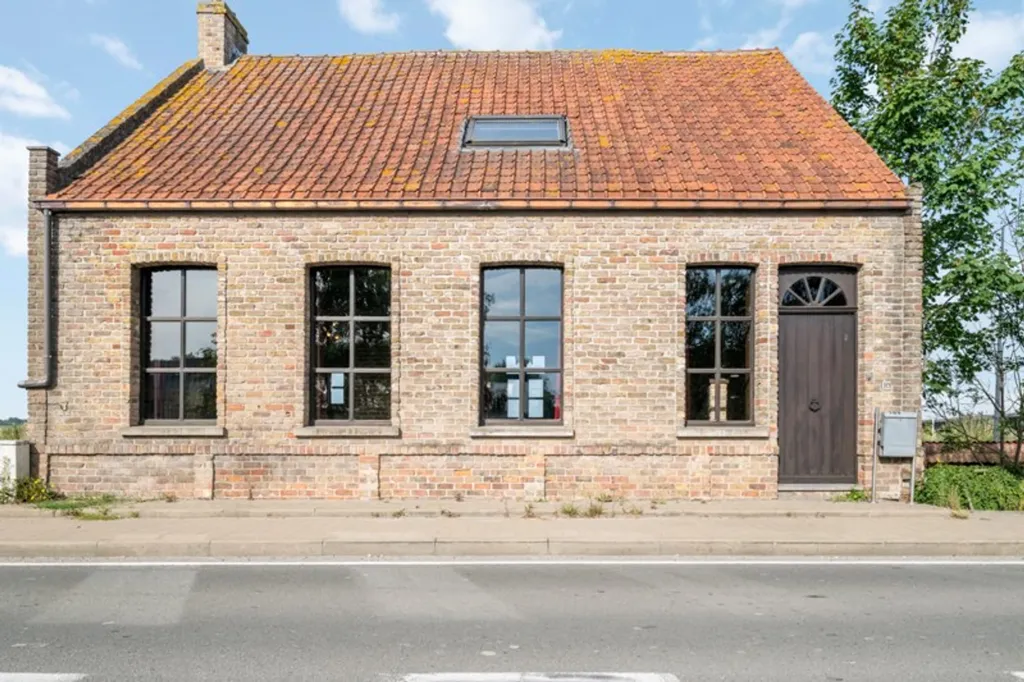 Extérieur - Maison à rénover avec vue sur l'eau à Oudenburg