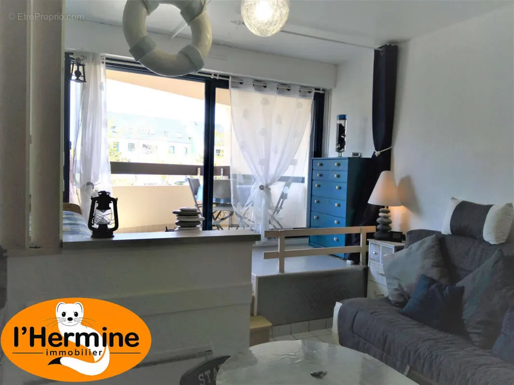 Séjour - Studio avec Entrée Indépendante et Vue Mer au Centre-ville