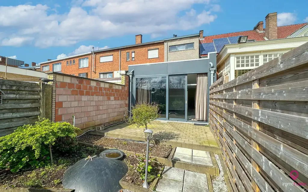 Garden - Mixed-Use Property with Garden in Beringen Centre
