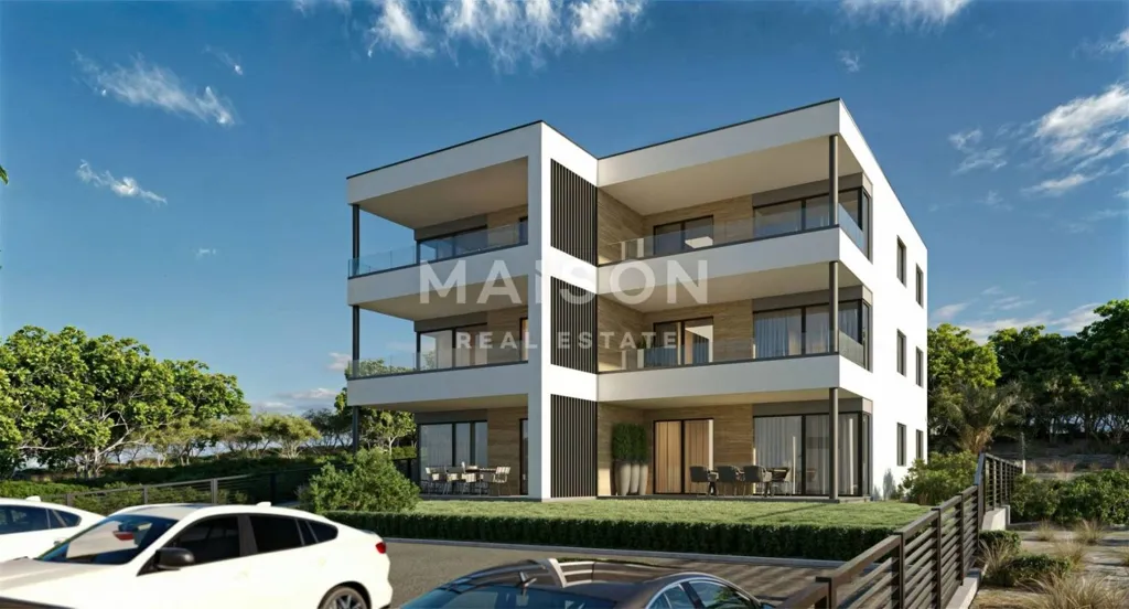 Luxury Apartment with Sea View in Mandre